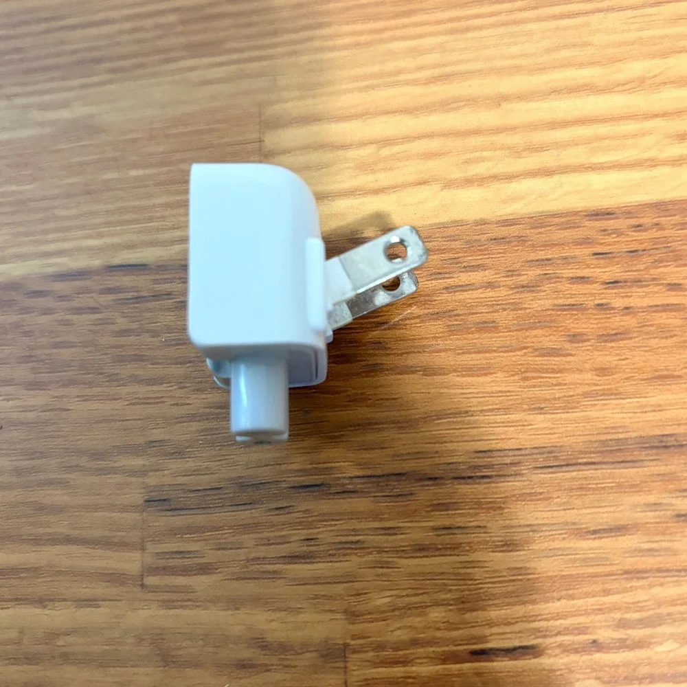 Apple Power Adapter B281 EVT 87W USB-C Prototype Charger White tested and Works